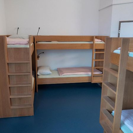 Zug Youth Hostel Экстерьер фото